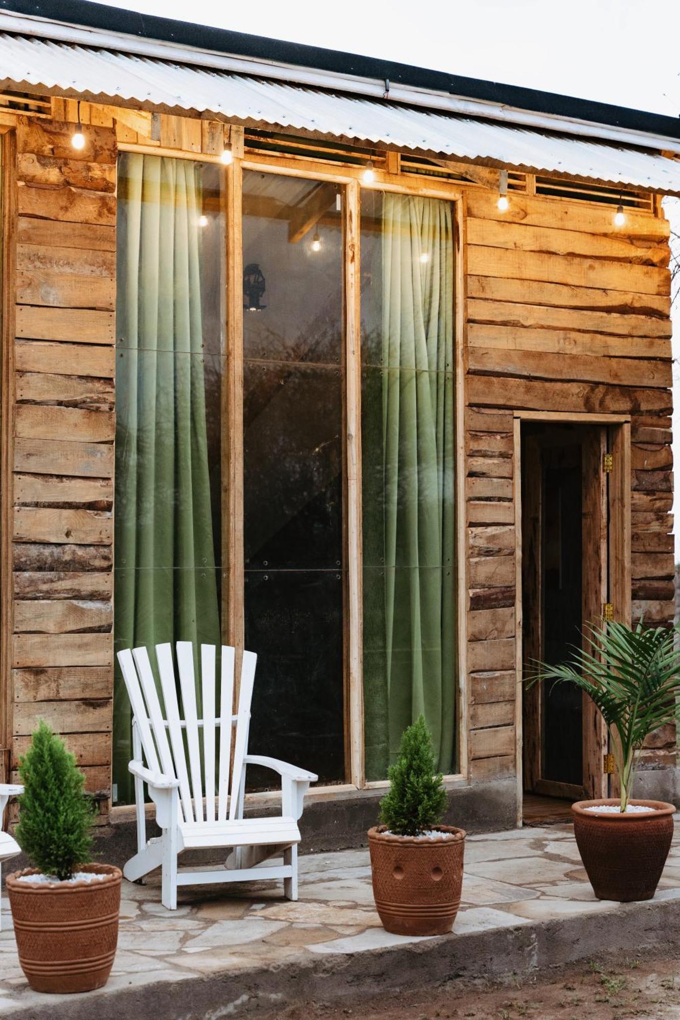 Kilimanjaro View Cabin-Amboseli Oloitokitok Екстериор снимка