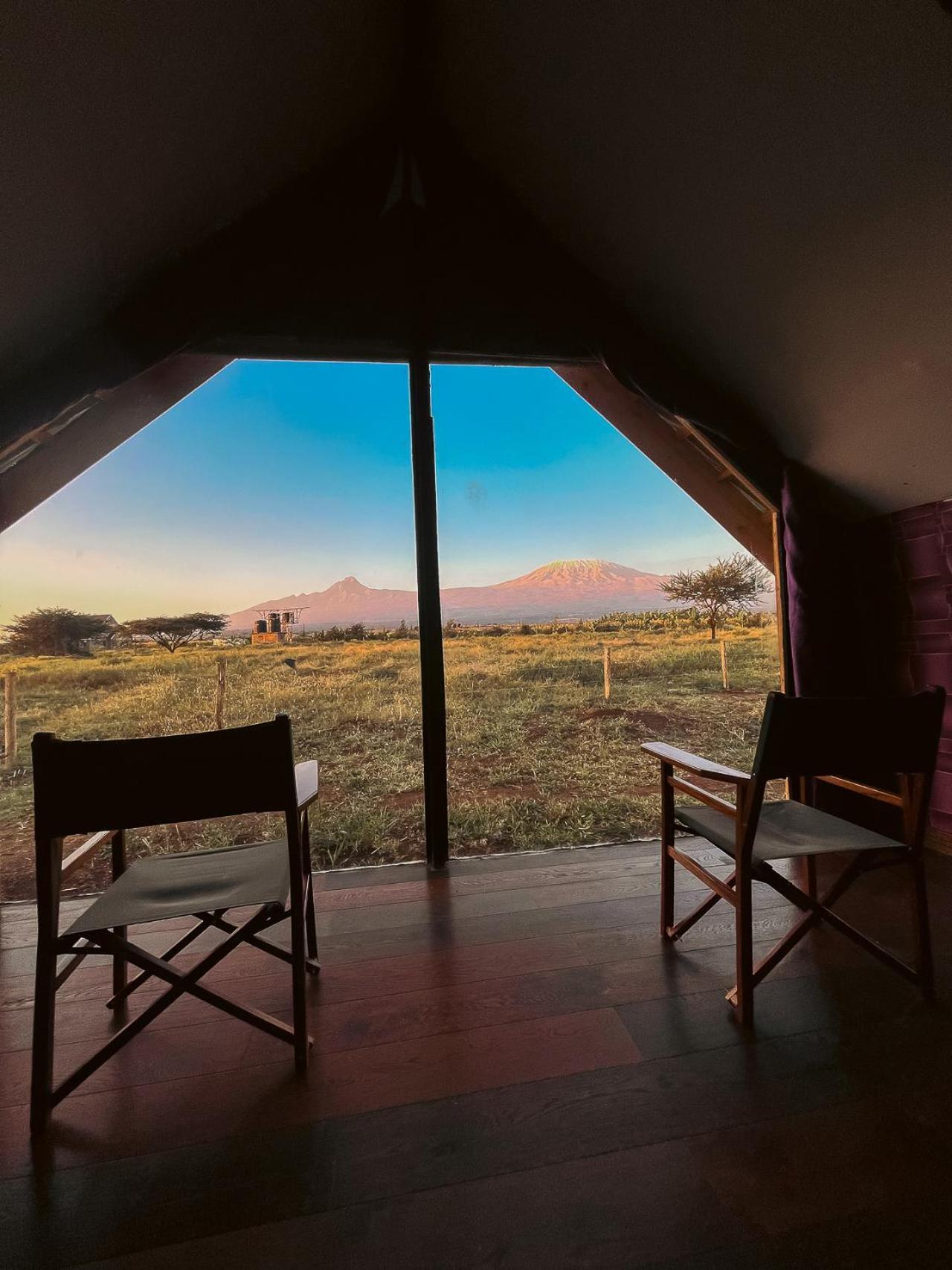 Kilimanjaro View Cabin-Amboseli Oloitokitok Екстериор снимка