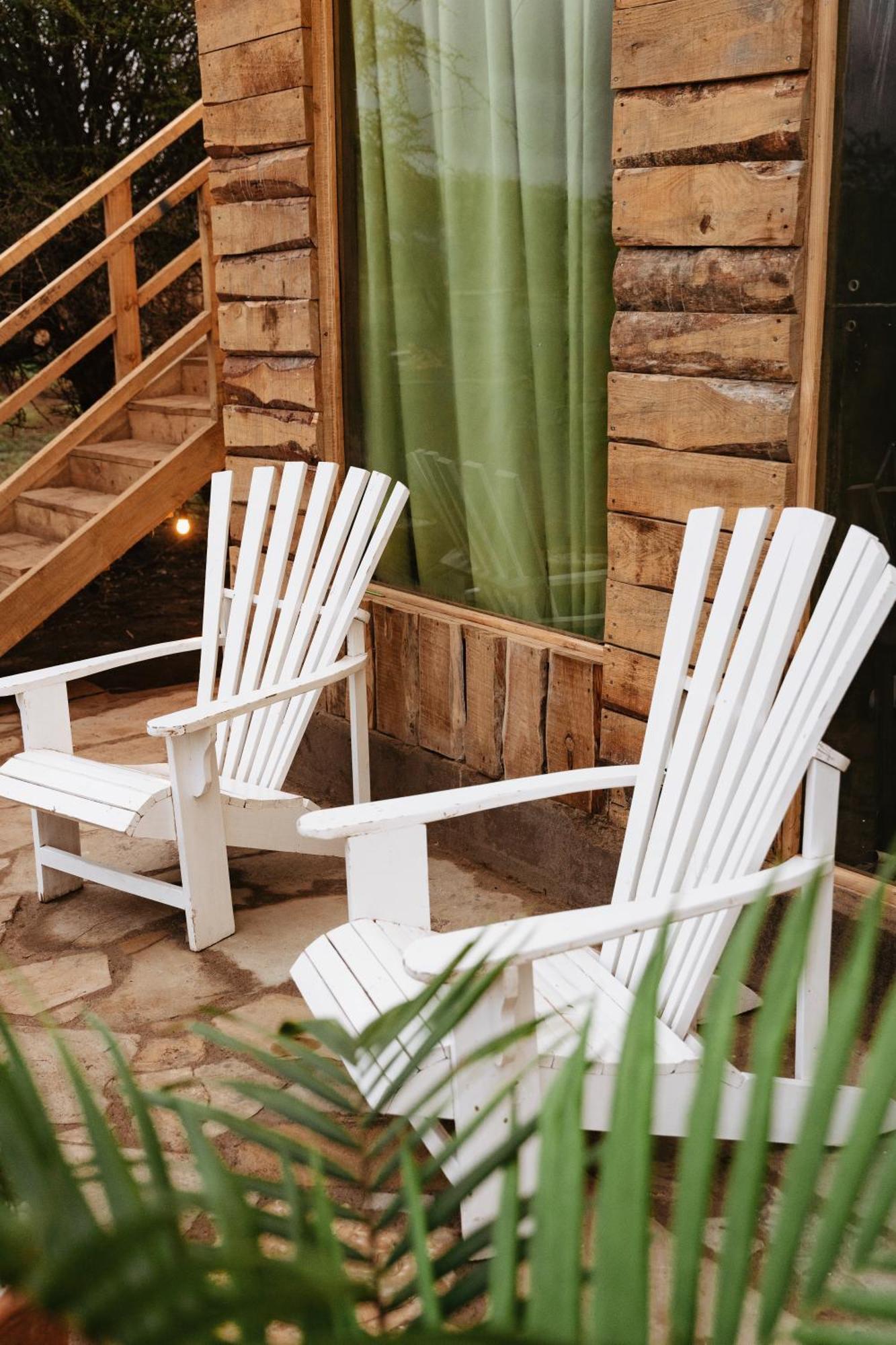 Kilimanjaro View Cabin-Amboseli Oloitokitok Екстериор снимка