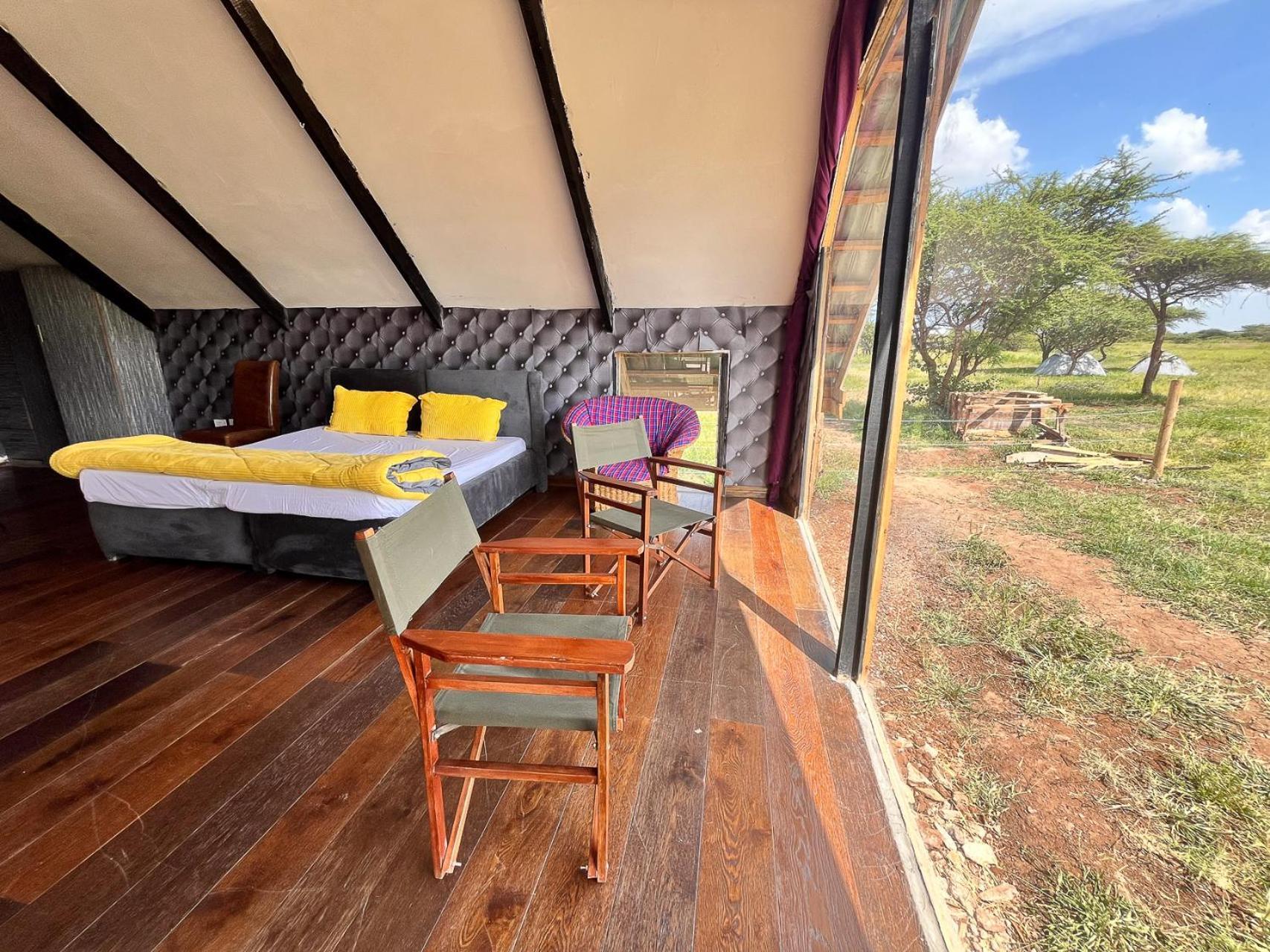Kilimanjaro View Cabin-Amboseli Oloitokitok Екстериор снимка