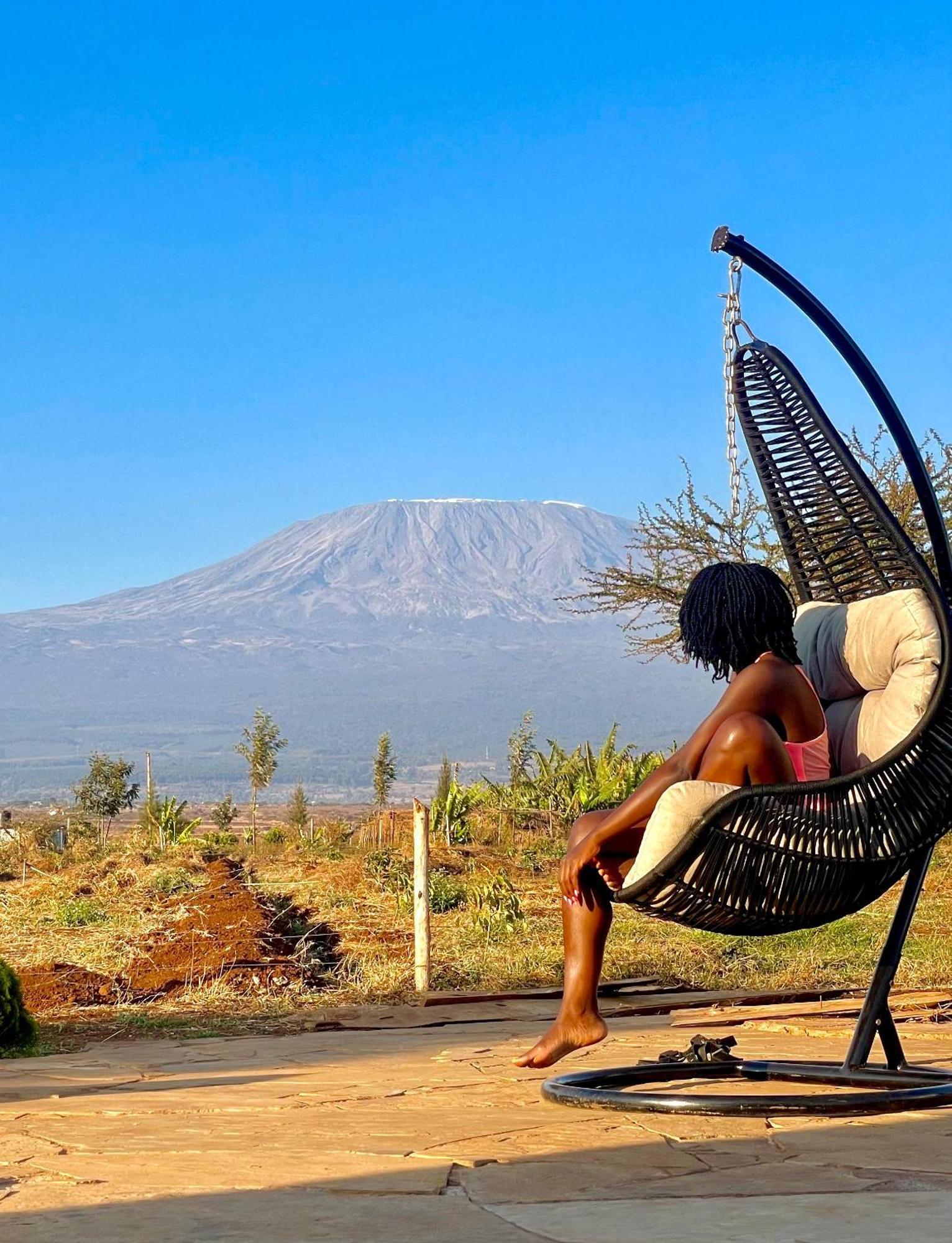 Kilimanjaro View Cabin-Amboseli Oloitokitok Екстериор снимка