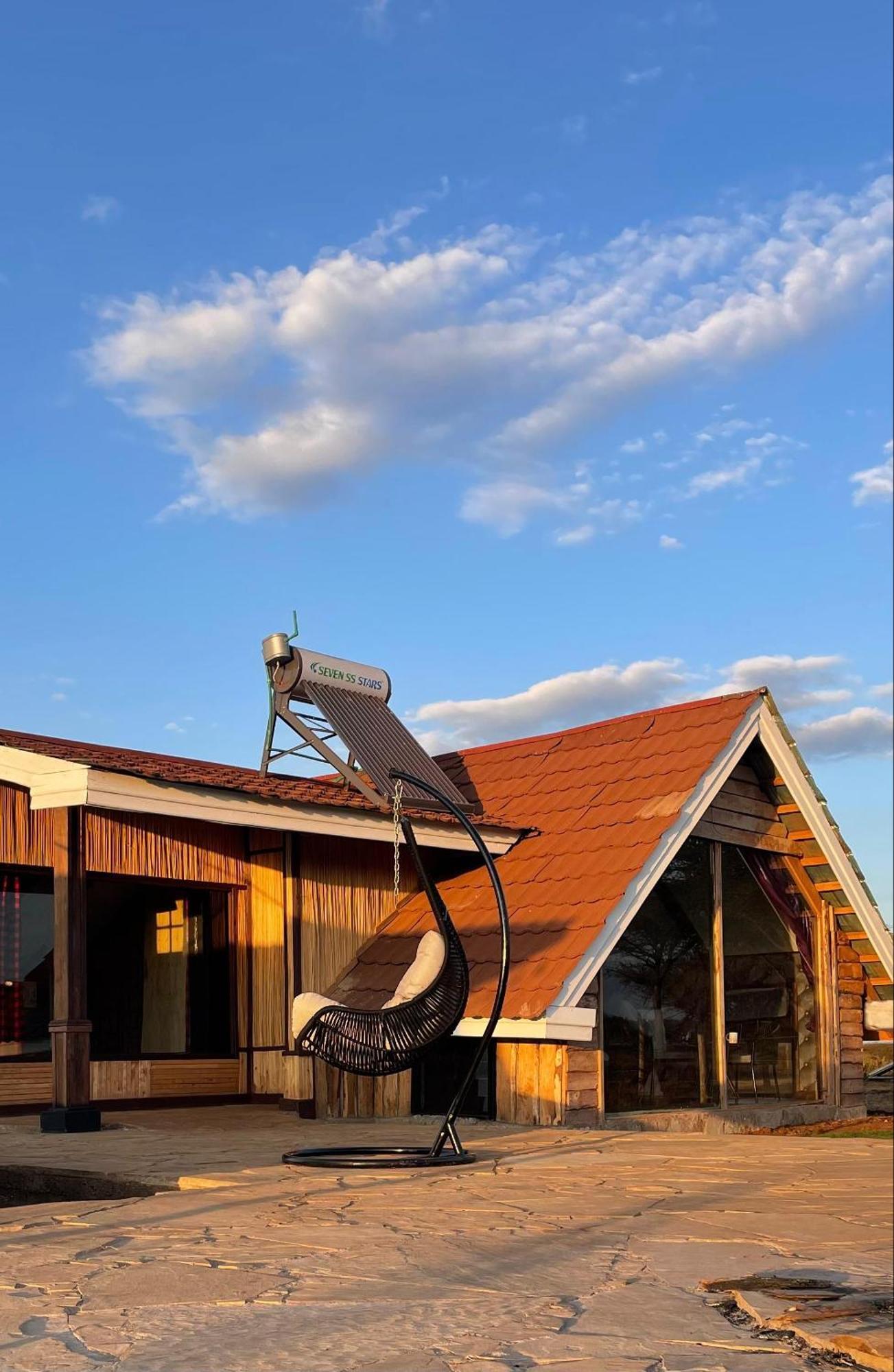 Kilimanjaro View Cabin-Amboseli Oloitokitok Екстериор снимка